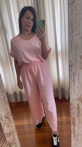 Conjunto pantalón y camiseta