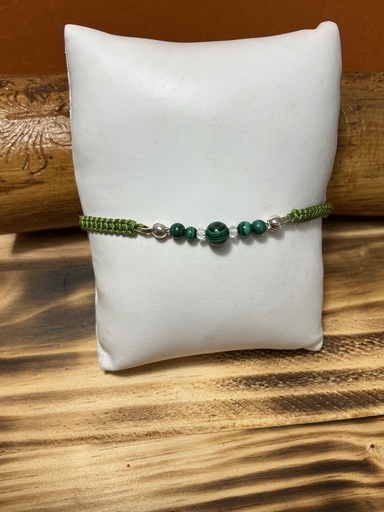 [25PUMA27101] Pulsera Malaquita de macrame