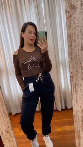 Pantalón con bolsillos azul marino